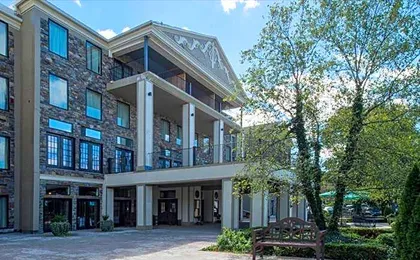 Niagara Crossing Hotel and Spa
