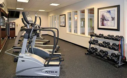 Holiday Inn Express & Suites Greenfield By IHG