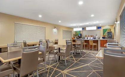 Best Western Town House Lodge