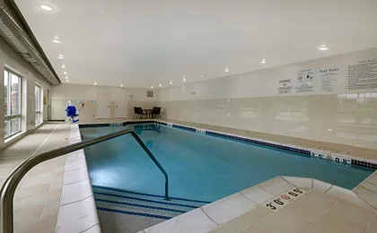 Holiday Inn Express & Suites Brighton South - US 23 By IHG