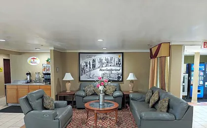 Super 8 by Wyndham New Cumberland