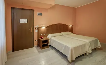 Hotel Italia
