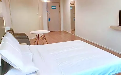 Hanting Hotel Shuangyashan Xinxing Street
