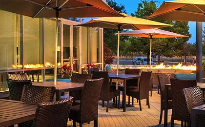 Courtyard by Marriott Philadelphia South at The Navy Yard