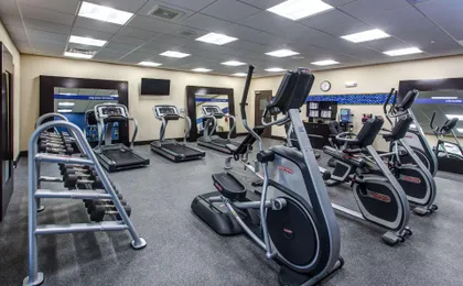 Hampton Inn & Suites Wichita/Airport