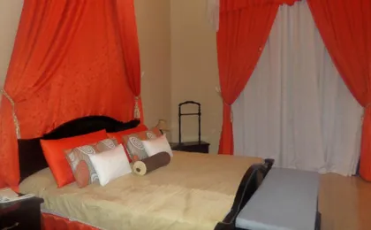Hotel E La Avellaneda