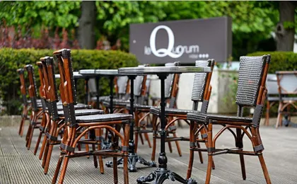 QUO