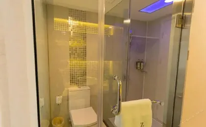 Zsmart Hotel (Beijing West Railway Station North Square)
