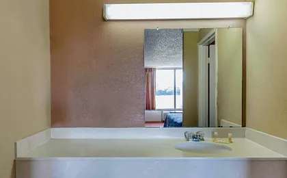 Days Inn by Wyndham Hillsboro TX