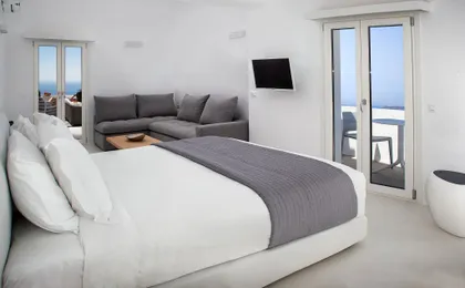 May Seven Suites - Adults Only