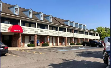 Travelodge by Wyndham Canton-Livonia Area, MI