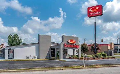 Econo Lodge Oxford near Choccolocco Park