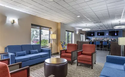 Lobby with sitting area