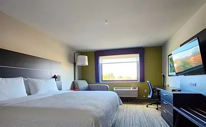 Holiday Inn Express and Suites Camas - Vancouver By IHG