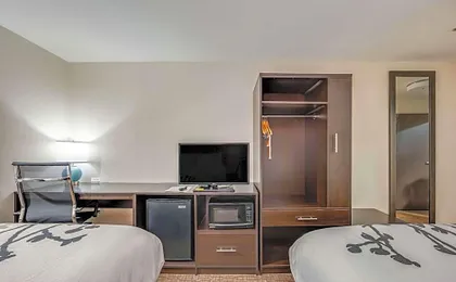 Sleep Inn & Suites Decatur West