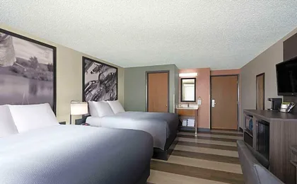 Super 8 by Wyndham Conrad