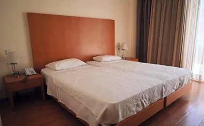 Angela Downtown Hotel