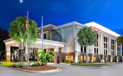 Hampton Inn Charleston/Mt. Pleasant-Patriots Point