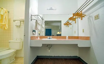 OYO Hotel Kingsville - Hwy 77