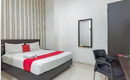 RedDoorz near UIN Sumatera Utara Medan