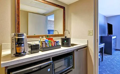 Embassy Suites by Hilton Minneapolis-Airport