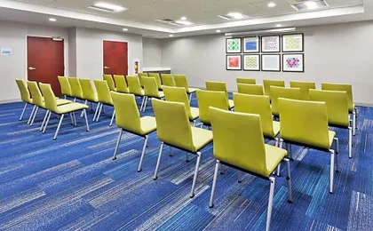 Holiday Inn Express Hotel & Suites Dothan North By IHG