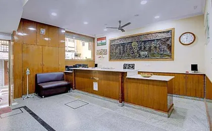 Super Hotel O NAR Comforts Near KSR Railway station