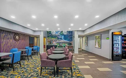 La Quinta Inn & Suites by Wyndham Cookeville