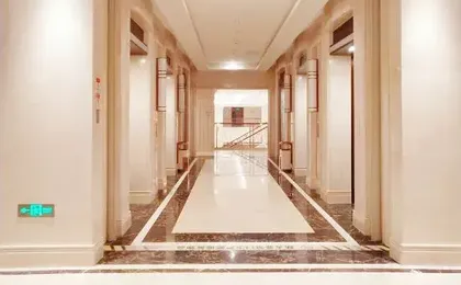 Tongnan Konglead Hotel