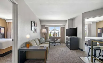 Residence Inn by Marriott Phoenix Glendale Sports & Entertainment District