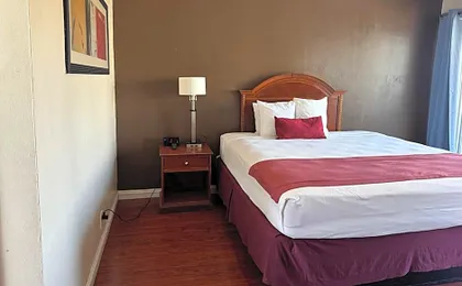 Holiday Lodge