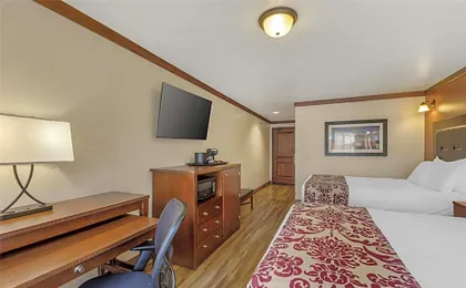 Best Western Plus Greenwell Inn