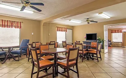 Econo Lodge Madison Airport