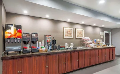 Hawthorn Extended Stay by Wyndham Columbus West