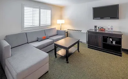 Collegian Hotel & Suites, Trademark Collection by Wyndham
