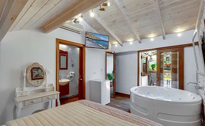 Hamam Suites Portou
