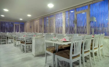 Hotel Abro Sezenler