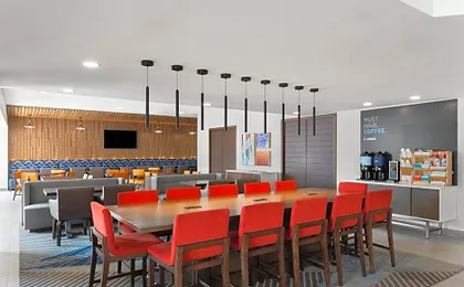 Holiday Inn Express Atlanta Airport - North By IHG