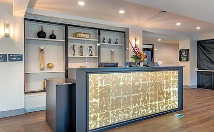 Lyric Hotel West End, Trademark Collection by Wyndham