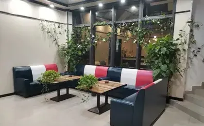 Danzhou walnut Lane Theme Hotel