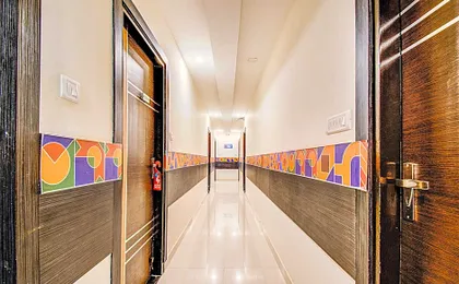 FabHotel Corporate Crown Koramangala