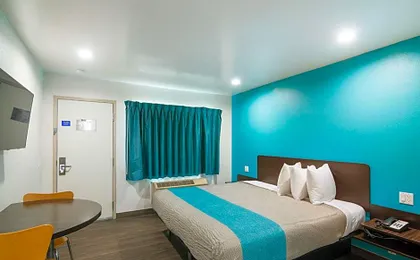 Motel 6-South El Monte, CA - Los Angeles