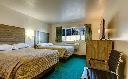 Coachman Inn