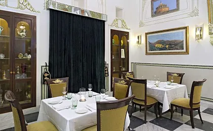 Samode Haveli Hotel