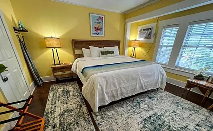 Vinoy House