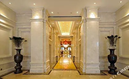 Palace Wingoal Grand Hotel