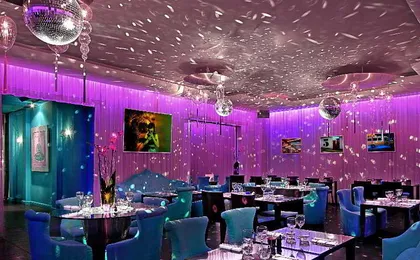 3.14 Hotel