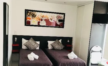 Guest room