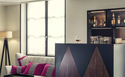 Bar Lounge