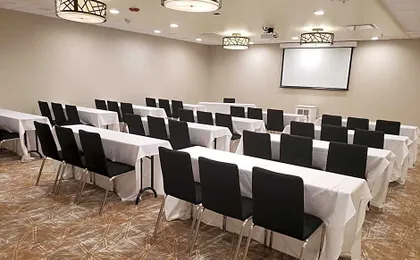 Holiday Inn Tacoma Mall By IHG